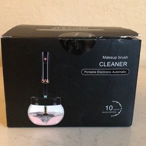 Automatic Makeup Brush Cleaner